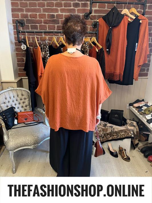 Willow cinnamon dipped hem top 14-22