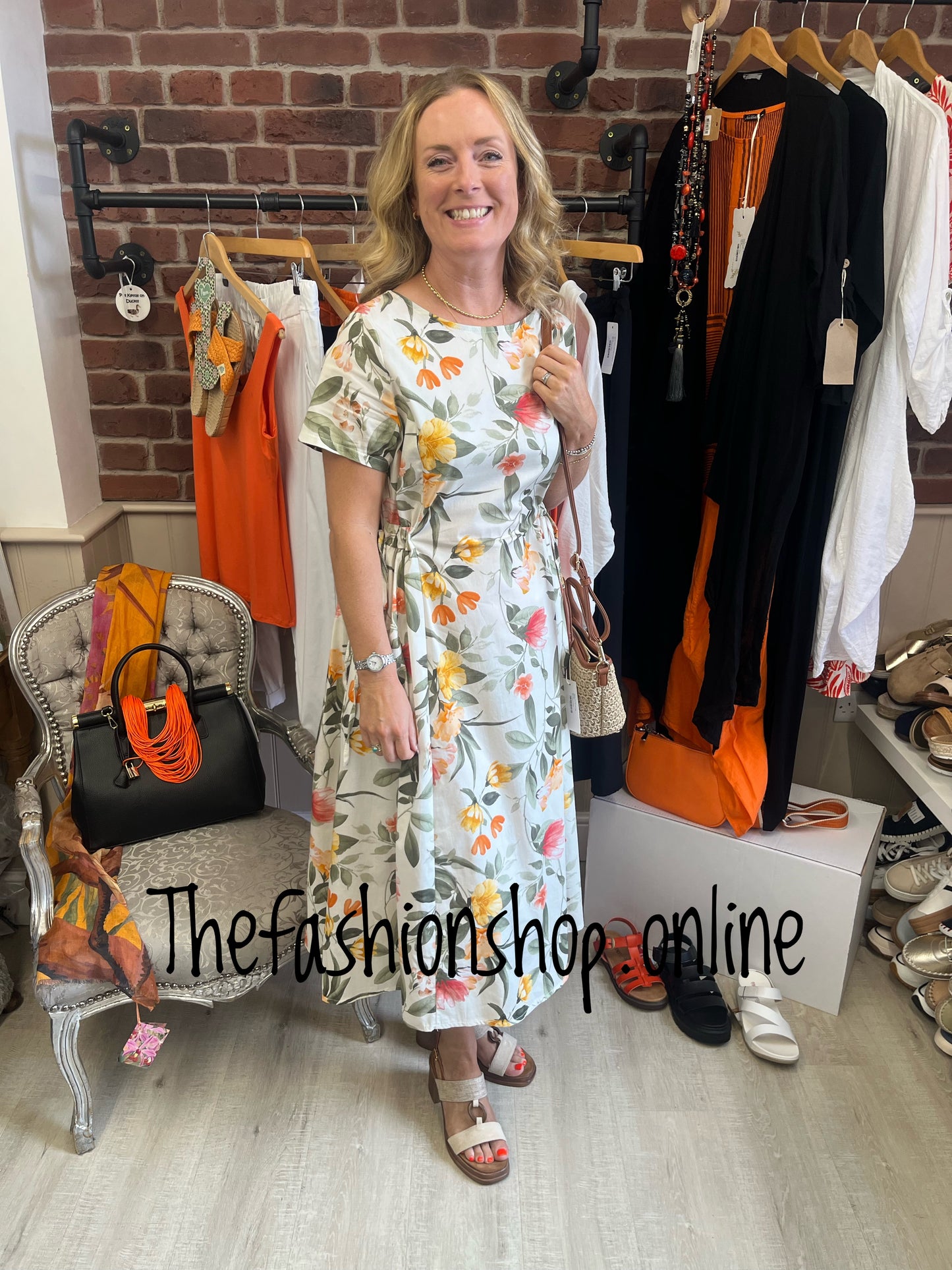 Florence cream floral dress 8-16
