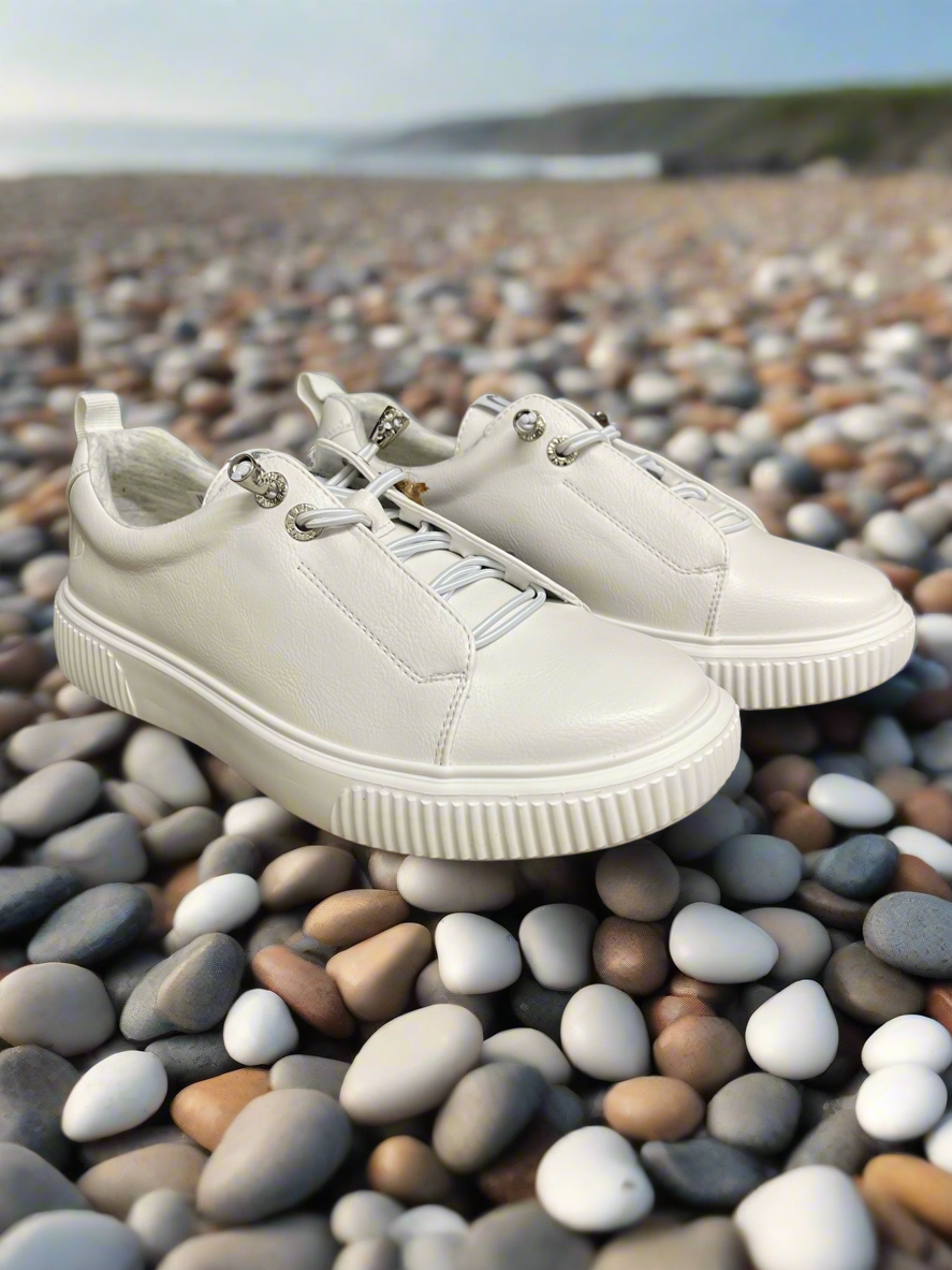 Heavenly Feet white petal litesole trainers sizes 4-8 (EU 37-42)