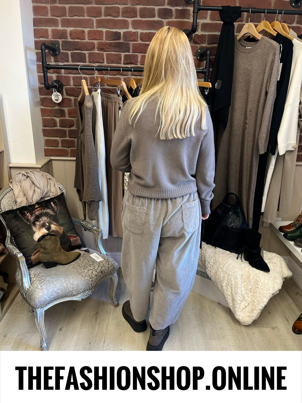 Bailey mocha jumbo cord trousers 10-18