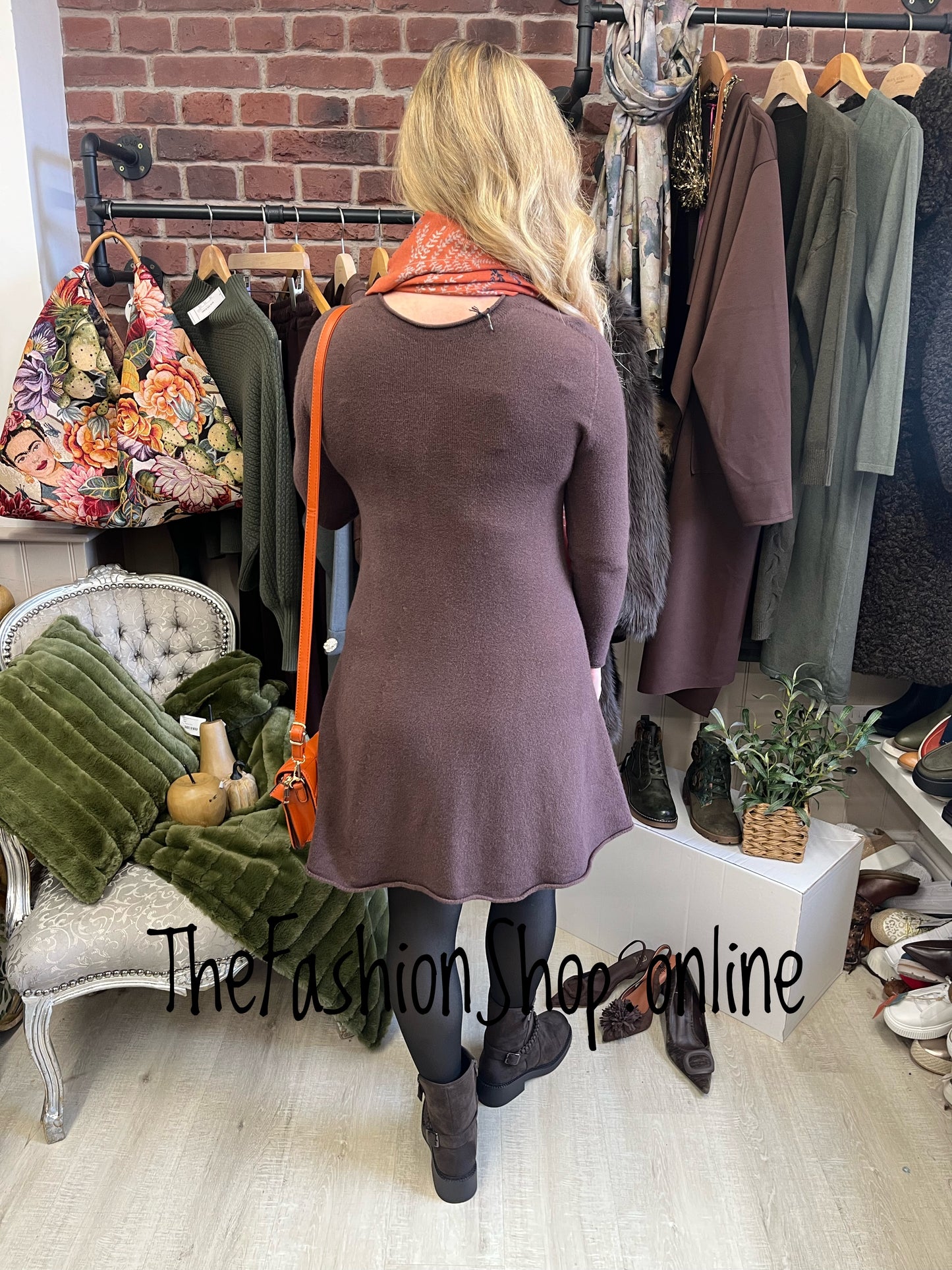 Milan brown knitted swing dress 8-12
