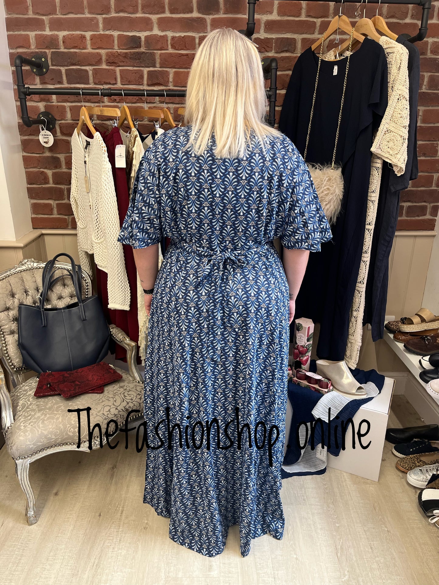 Isla navy Fleur De Lis dress sizes 18, 20 and 22