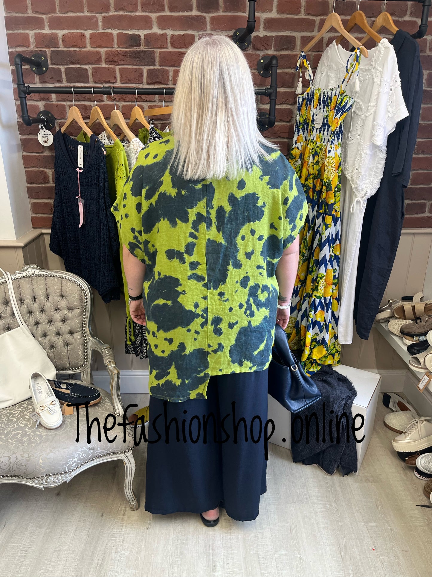 Ruby olive and navy linen top 18-24