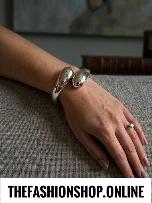Contour Cuff Bracelet in Silver