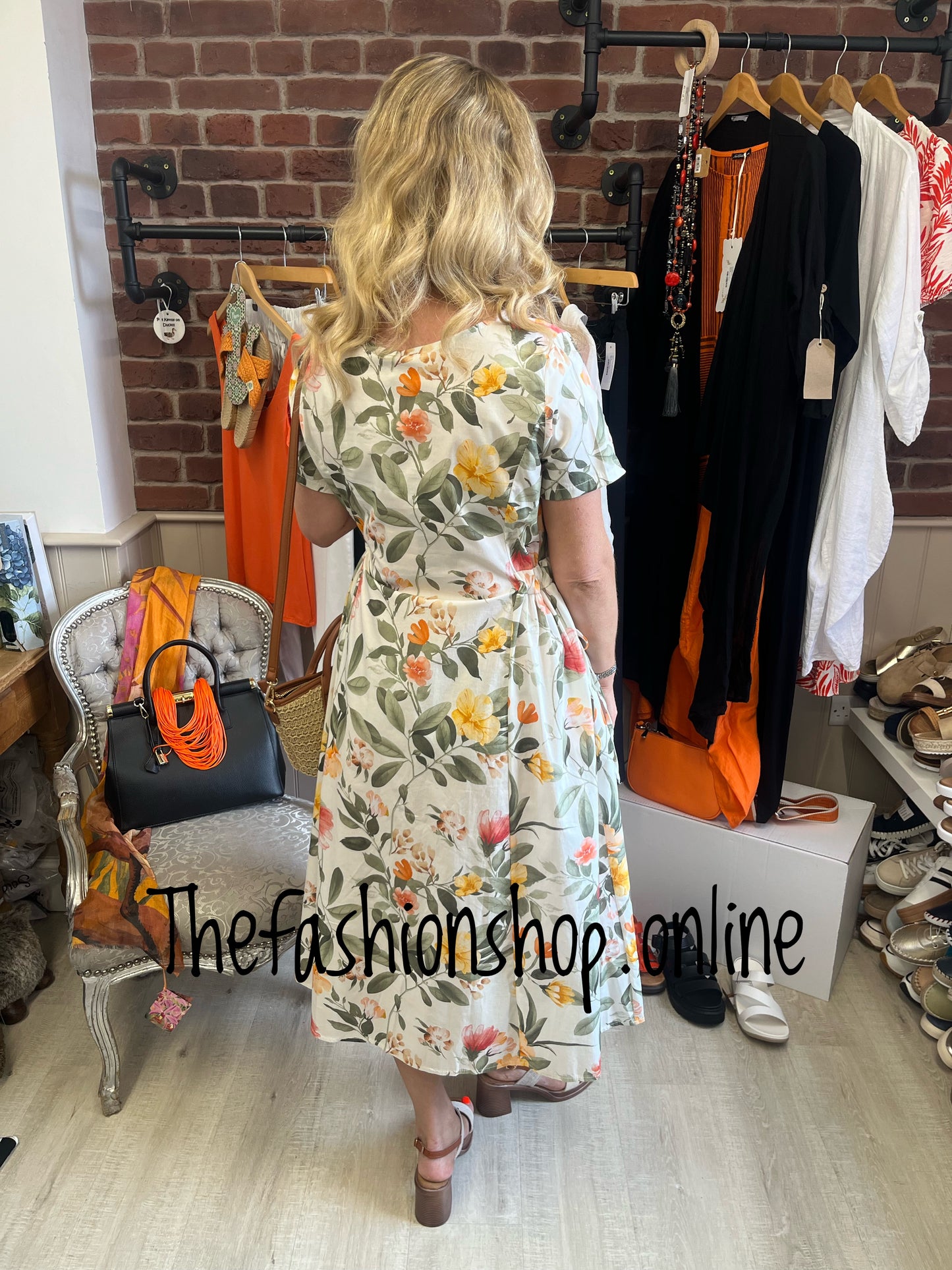 Florence cream floral dress 8-16