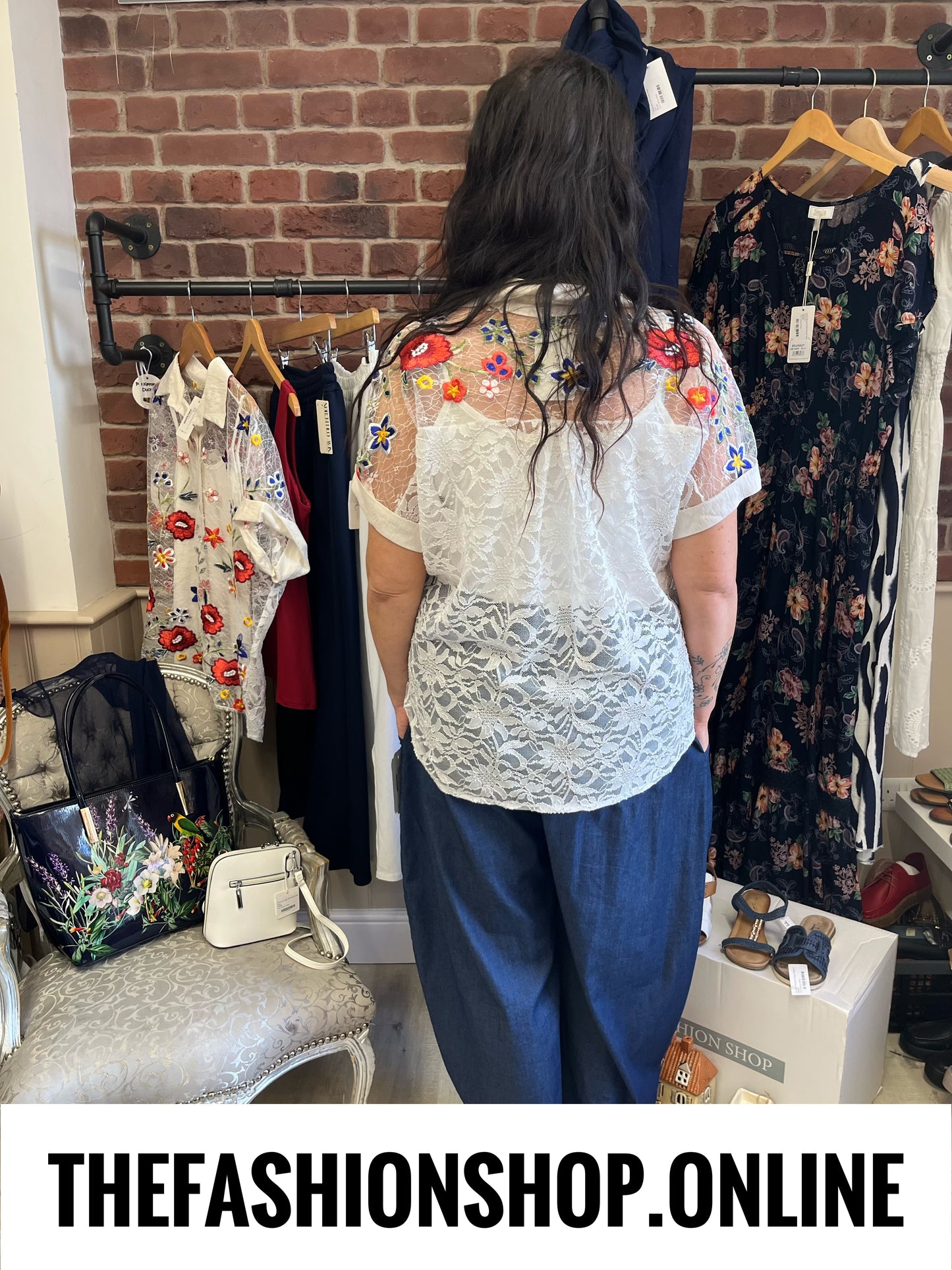 Ashley lace floral blouse with vest 10-16