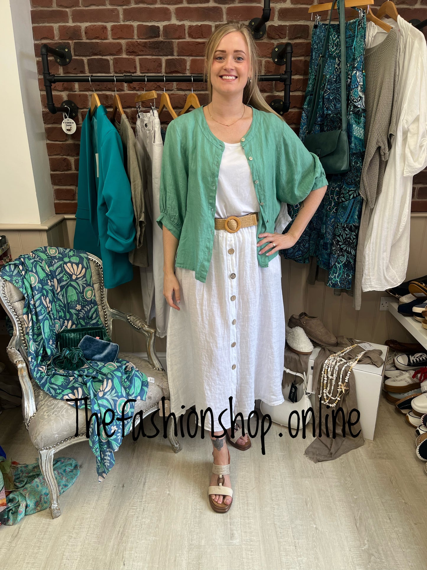Tammy white linen skirt with belt 8-16