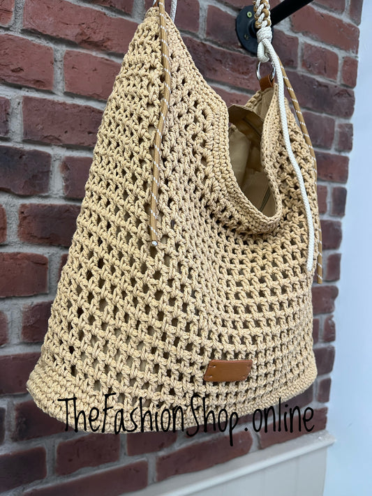 Sammy camel crochet bag