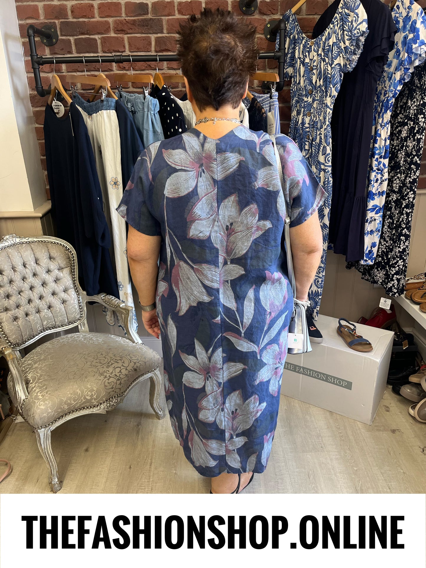 Vivian navy linen floral dress 16-20