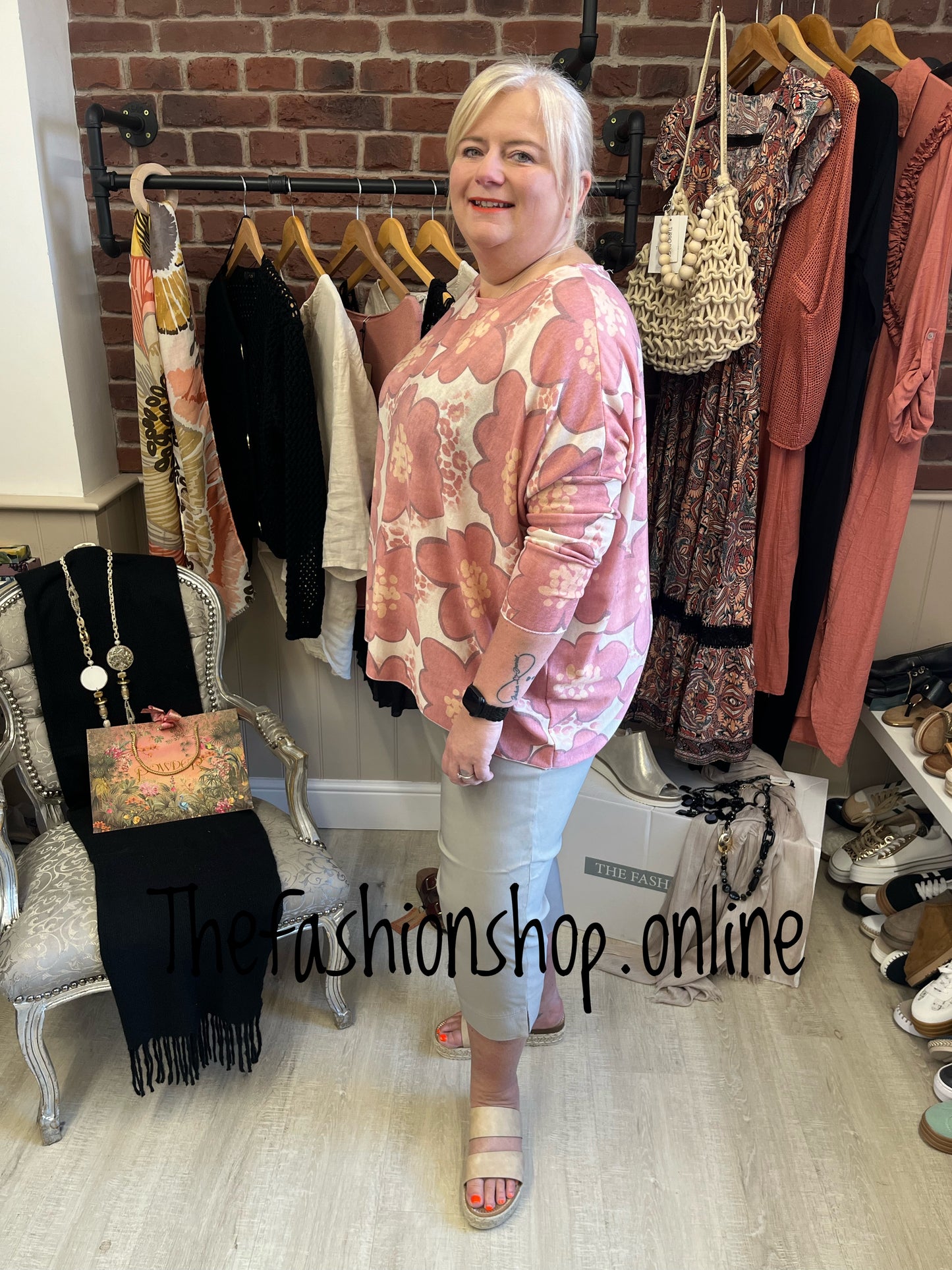 Faith pink flowers top 18-24