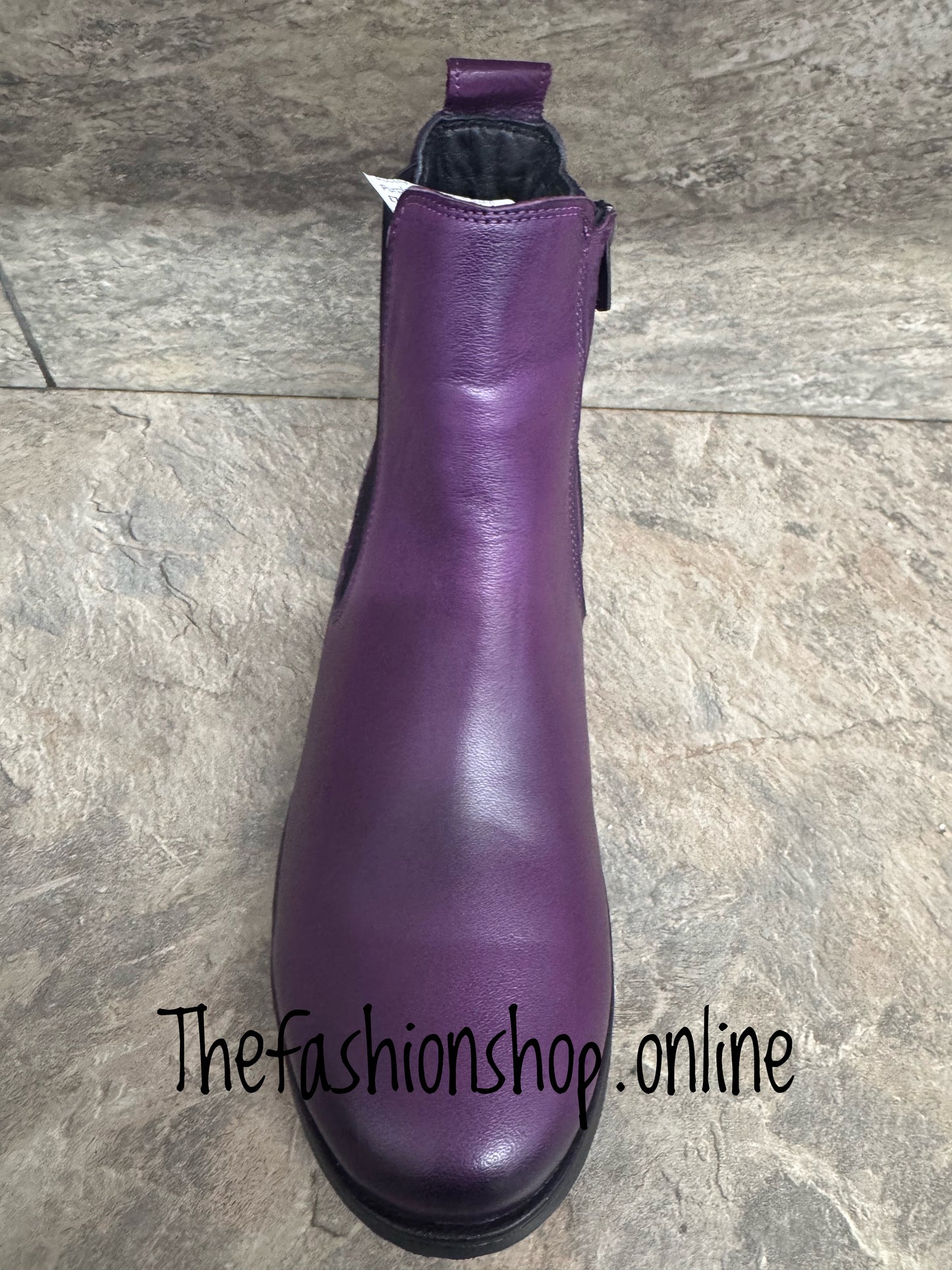 Modella Meadow leather boots in Purple sizes 4-8 (37-41)