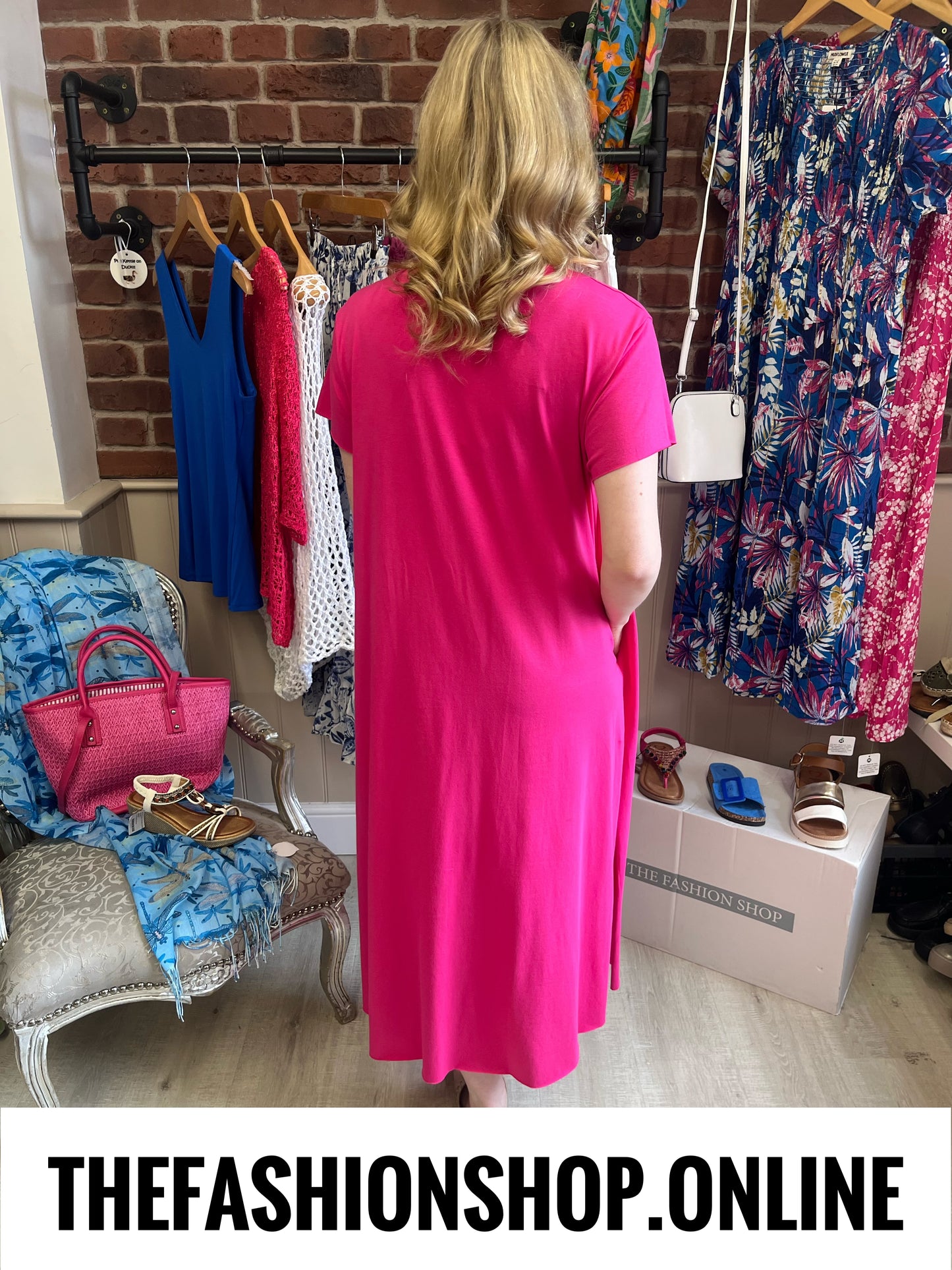 Julieta hot pink dress with side splits 10-16