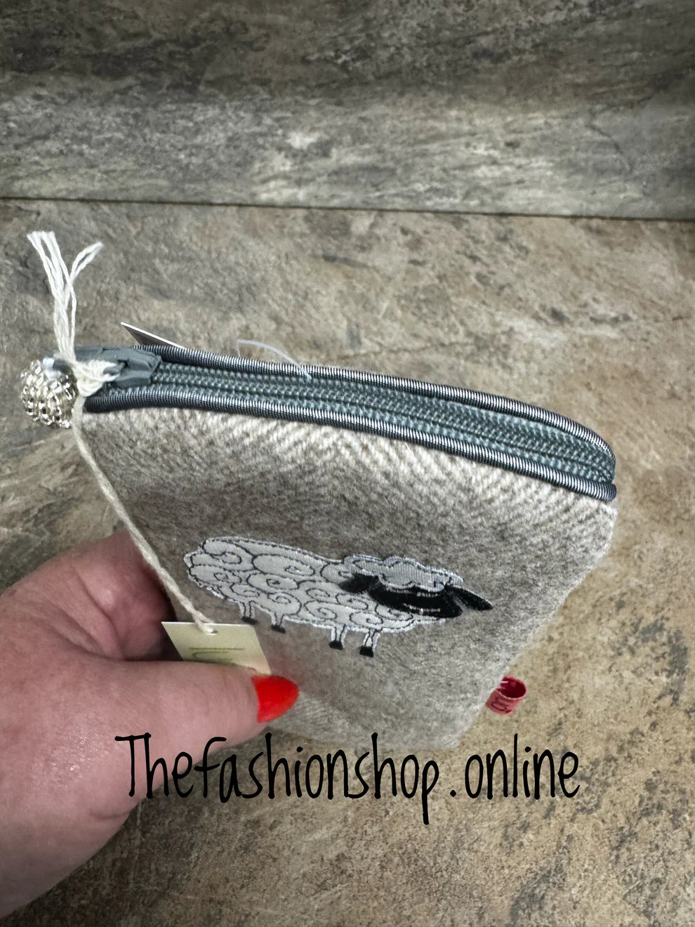 Lua Herringbone Sheep Glasses Purse