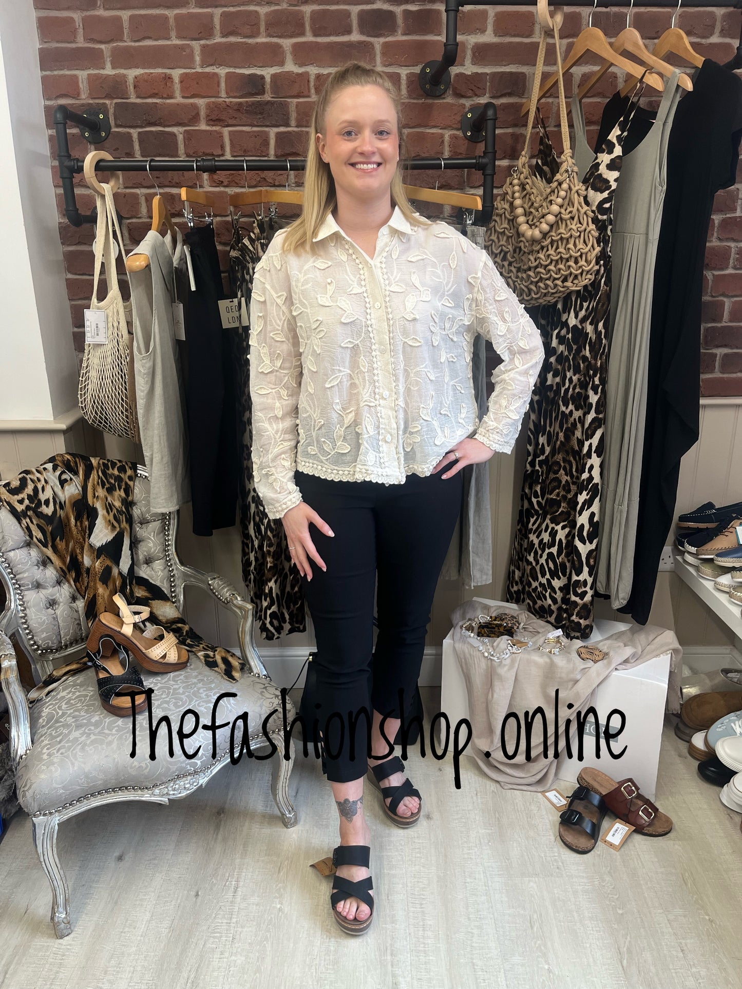 Poppy cream lace blouse 8-16