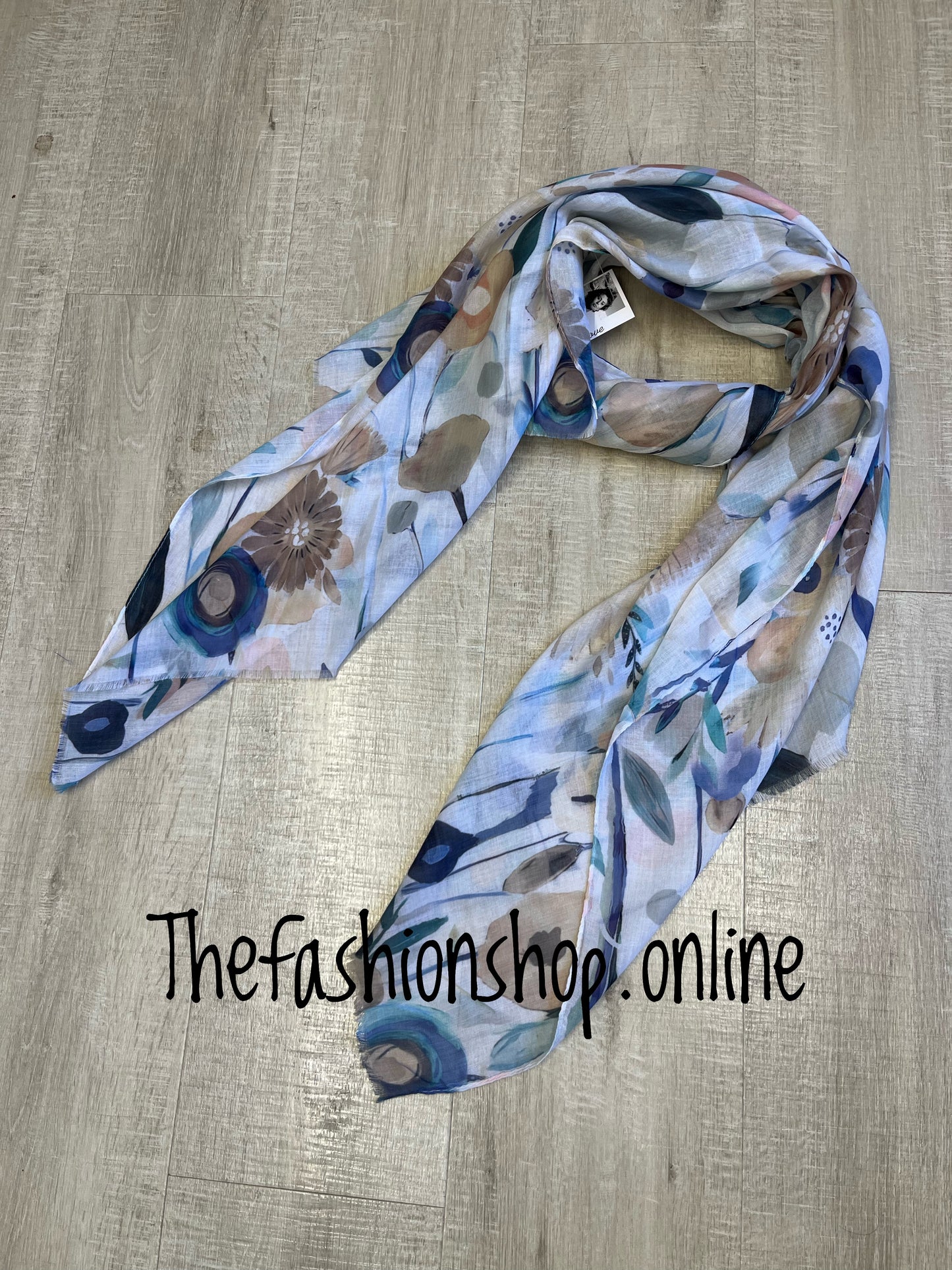 Lua blue summer flowers scarf