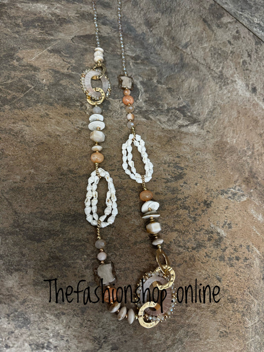 Beige,peach and stone ring of shells necklace