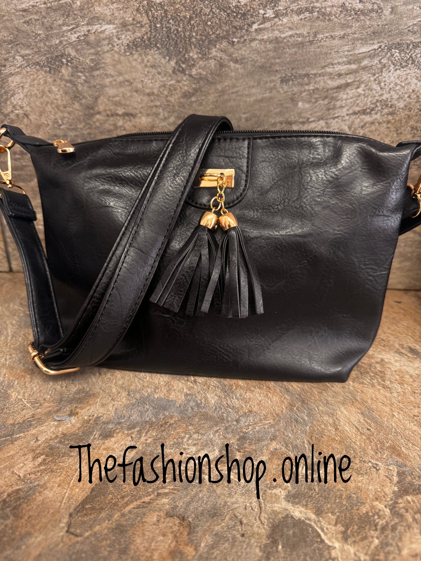 Tanya Tassel Shoulder Bag in Black