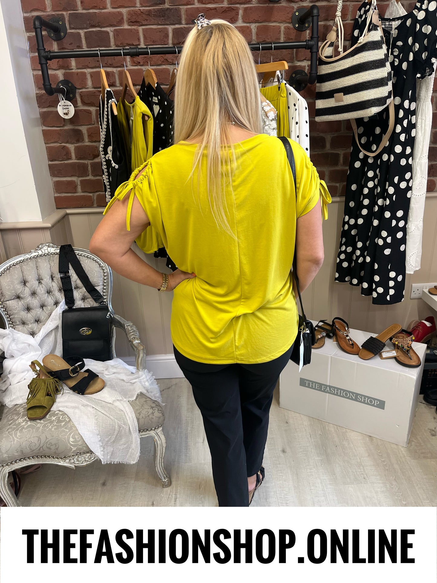 Jocelyn lime ruched sleeve top 10-16