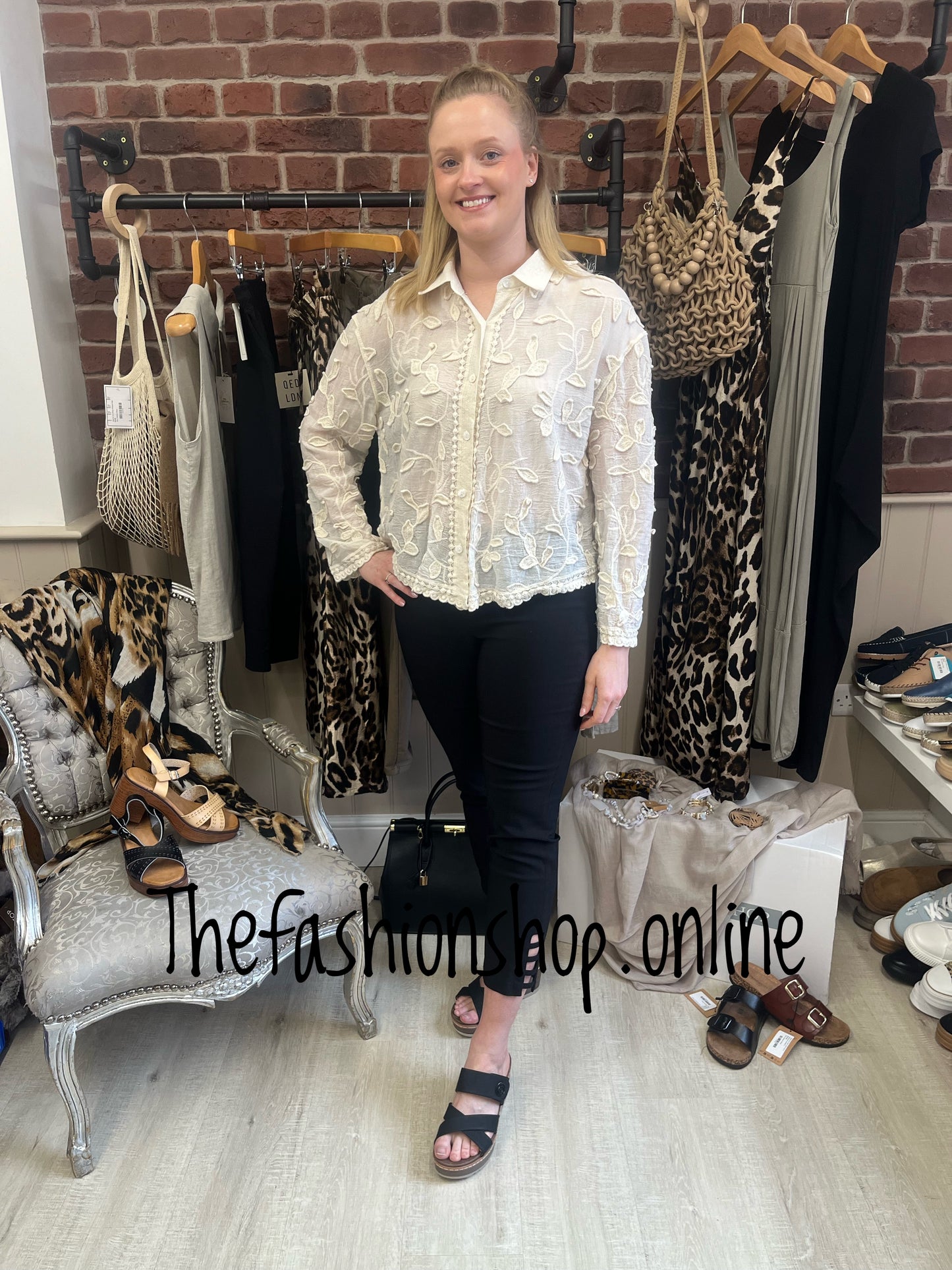Poppy cream lace blouse 8-16