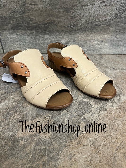 Lunar Jaden beige and tan leather sandals sizes 4-8