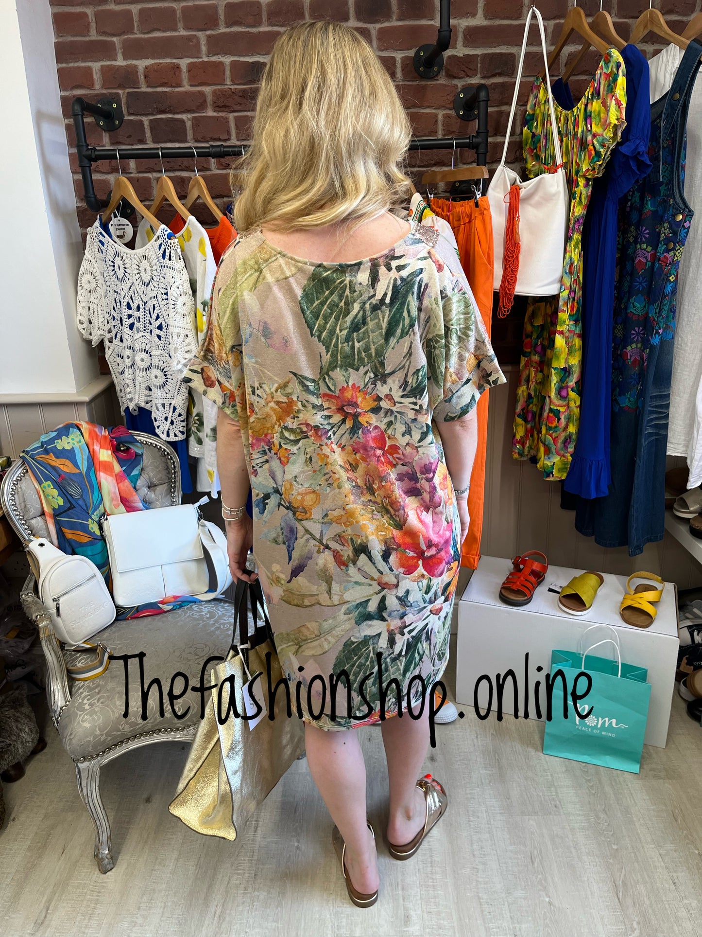 Millie floral shimmer tunic dress 10-18