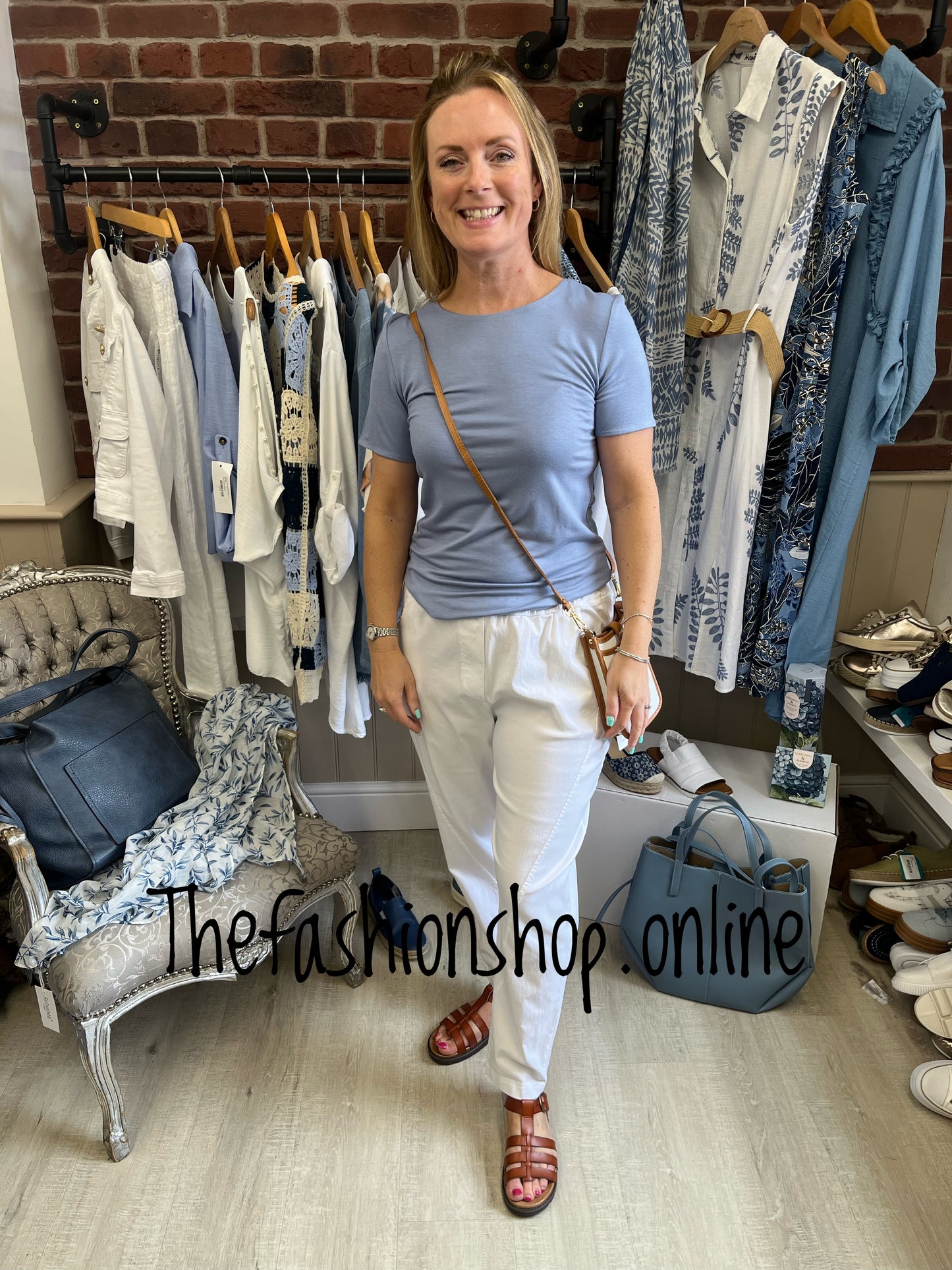 Saloos denim blue T shirt sizes 12-22