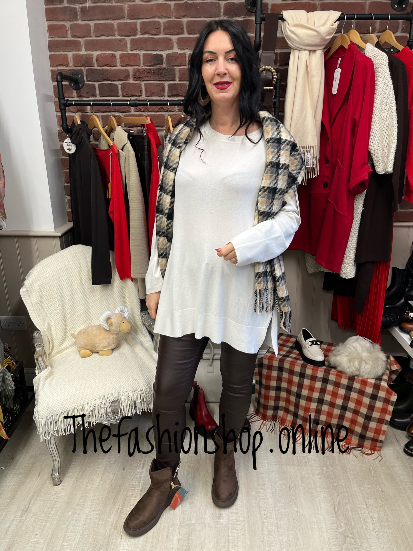 Cream fine knit jumper 14-18