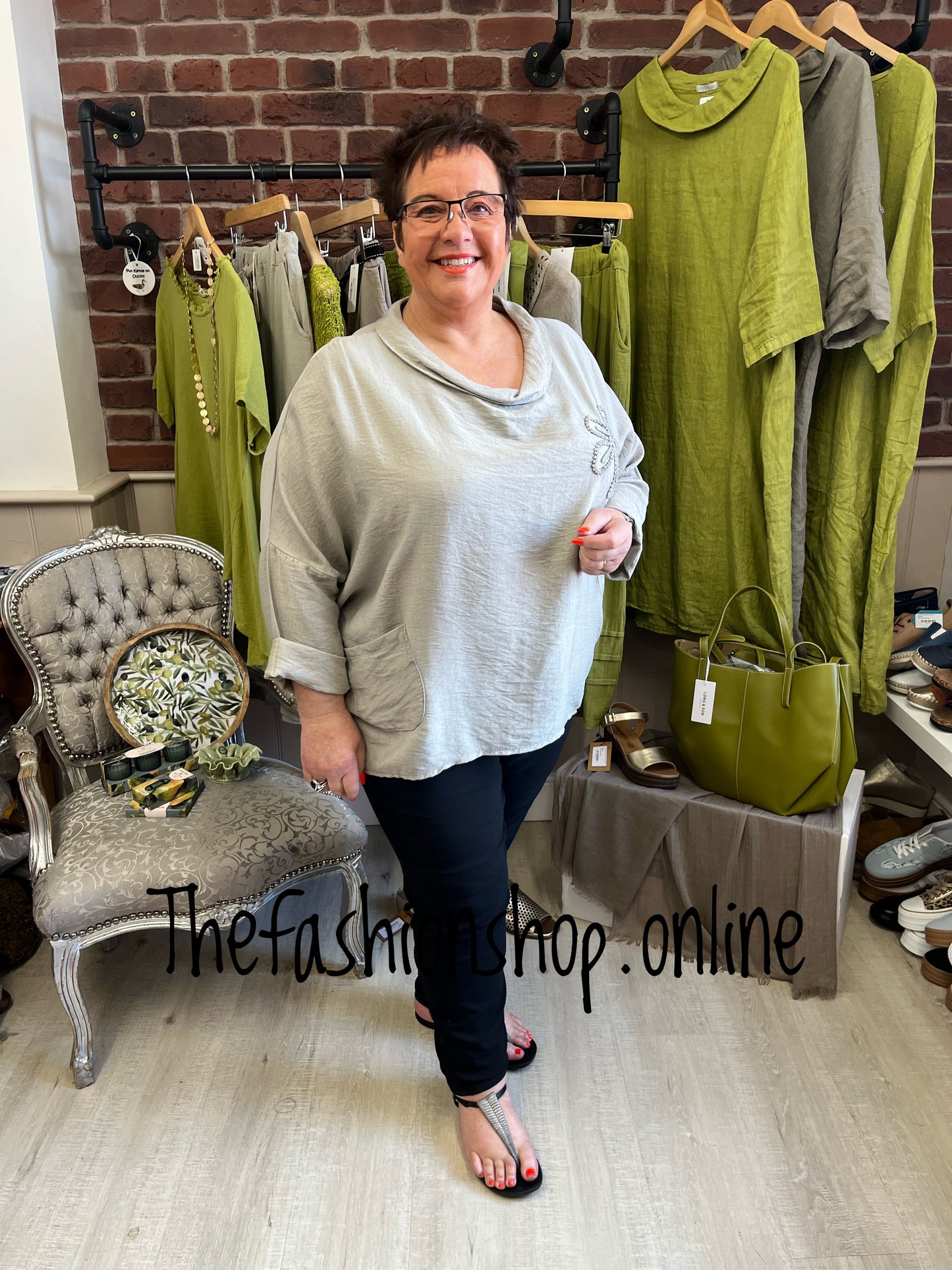 Sally mocha flower top 14-20