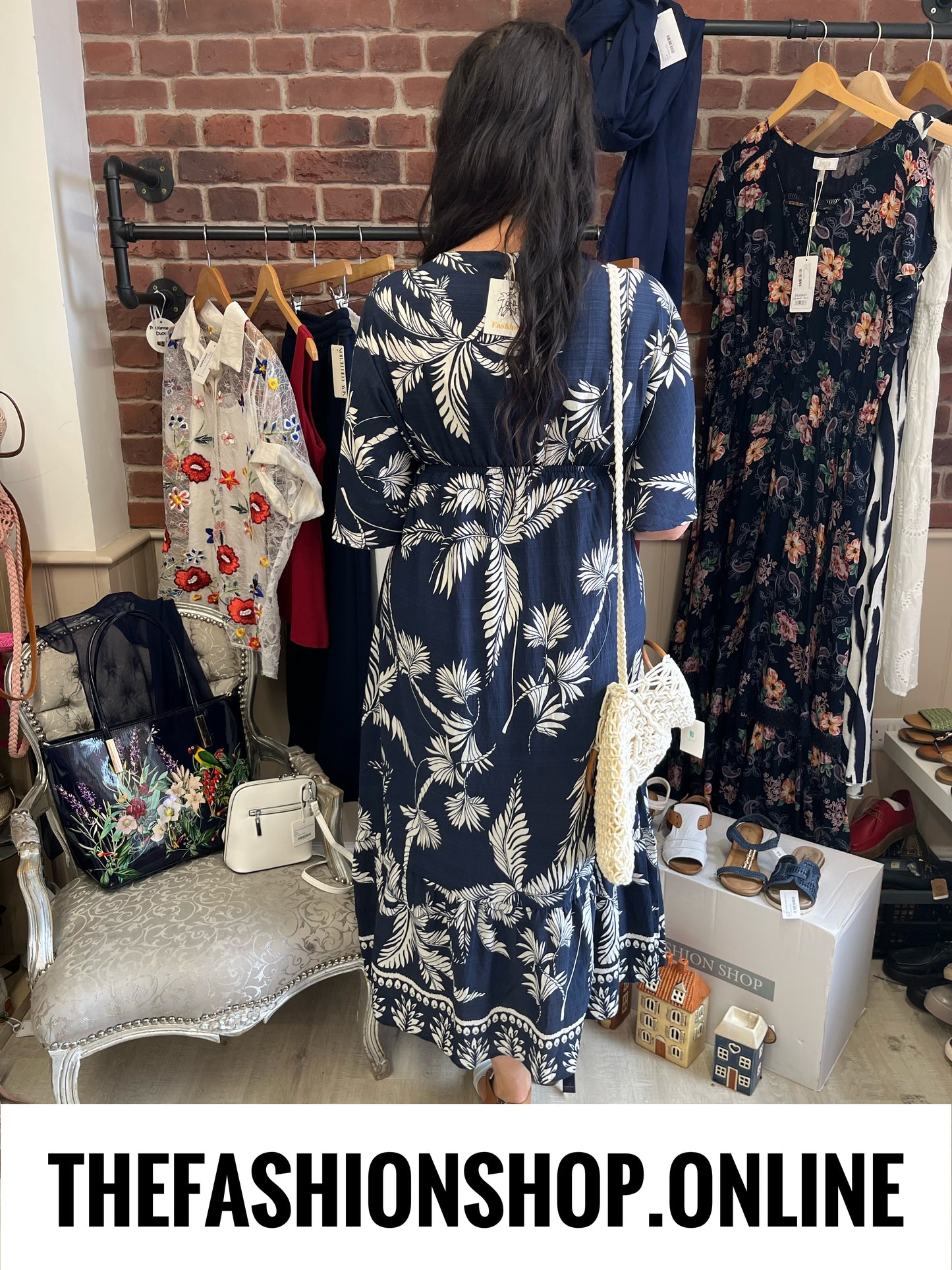 Brianna navy palm tree dress 10-16