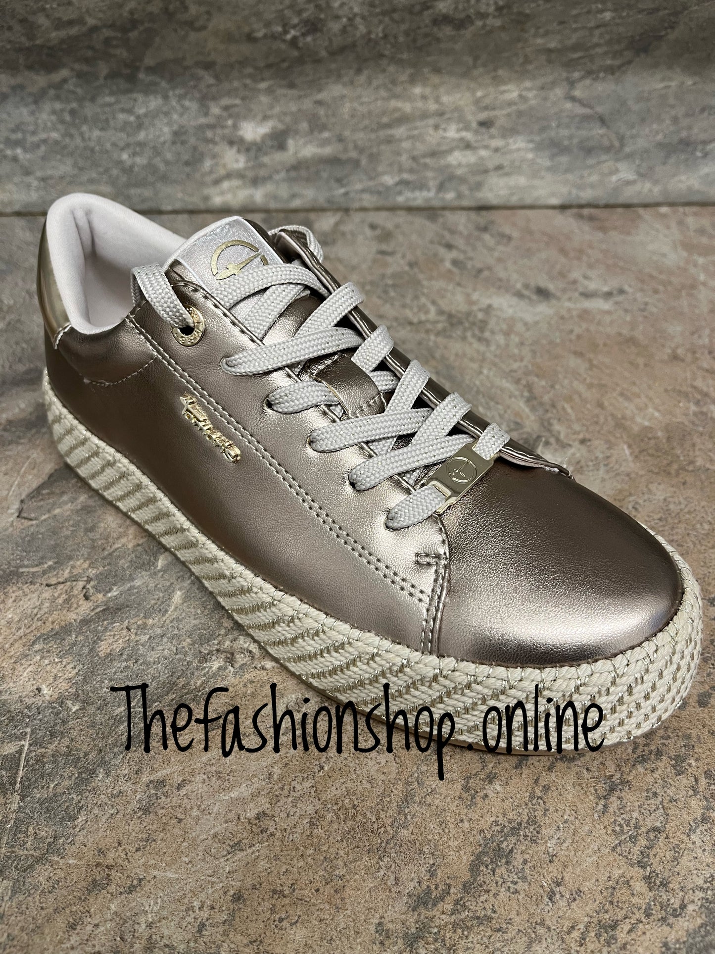 Tamaris gold platform trainers sizes 4-9 (37-42)
