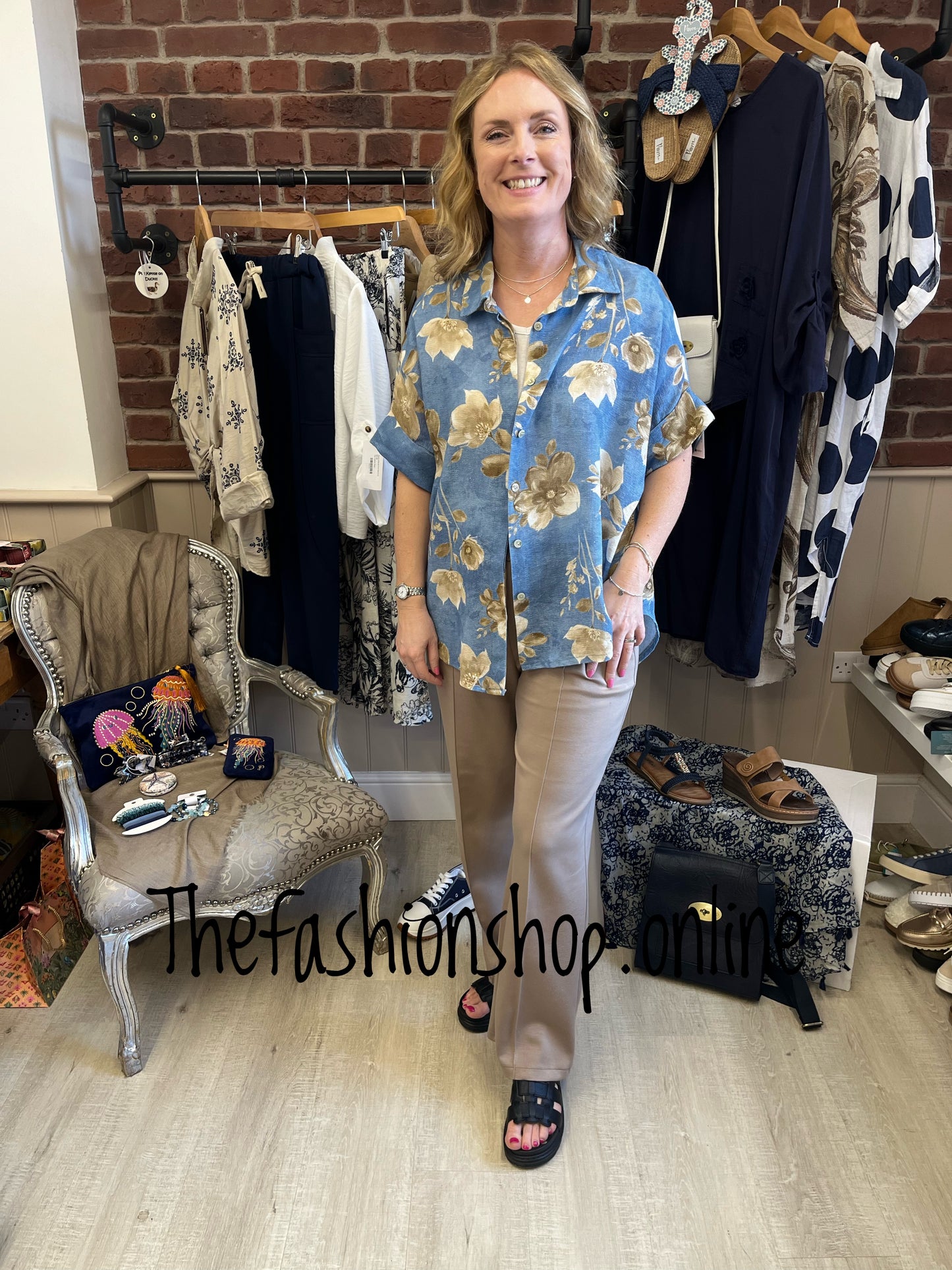 Hallie blue linen mix floral shirt 12-18
