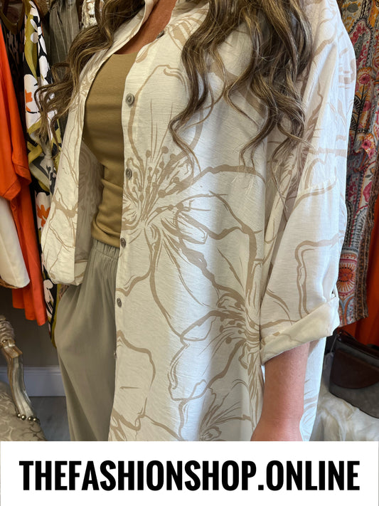 Davina white and beige flowers shirt 16-22