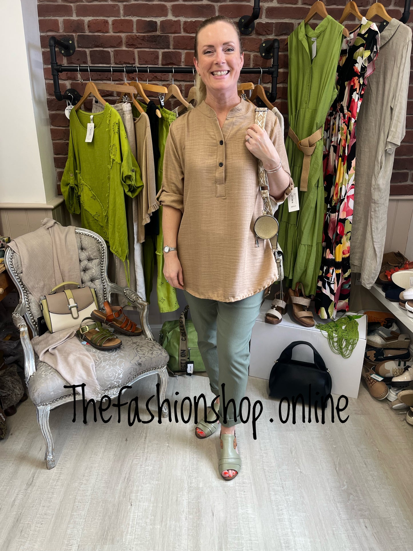 Layla camel high low blouse 8-14