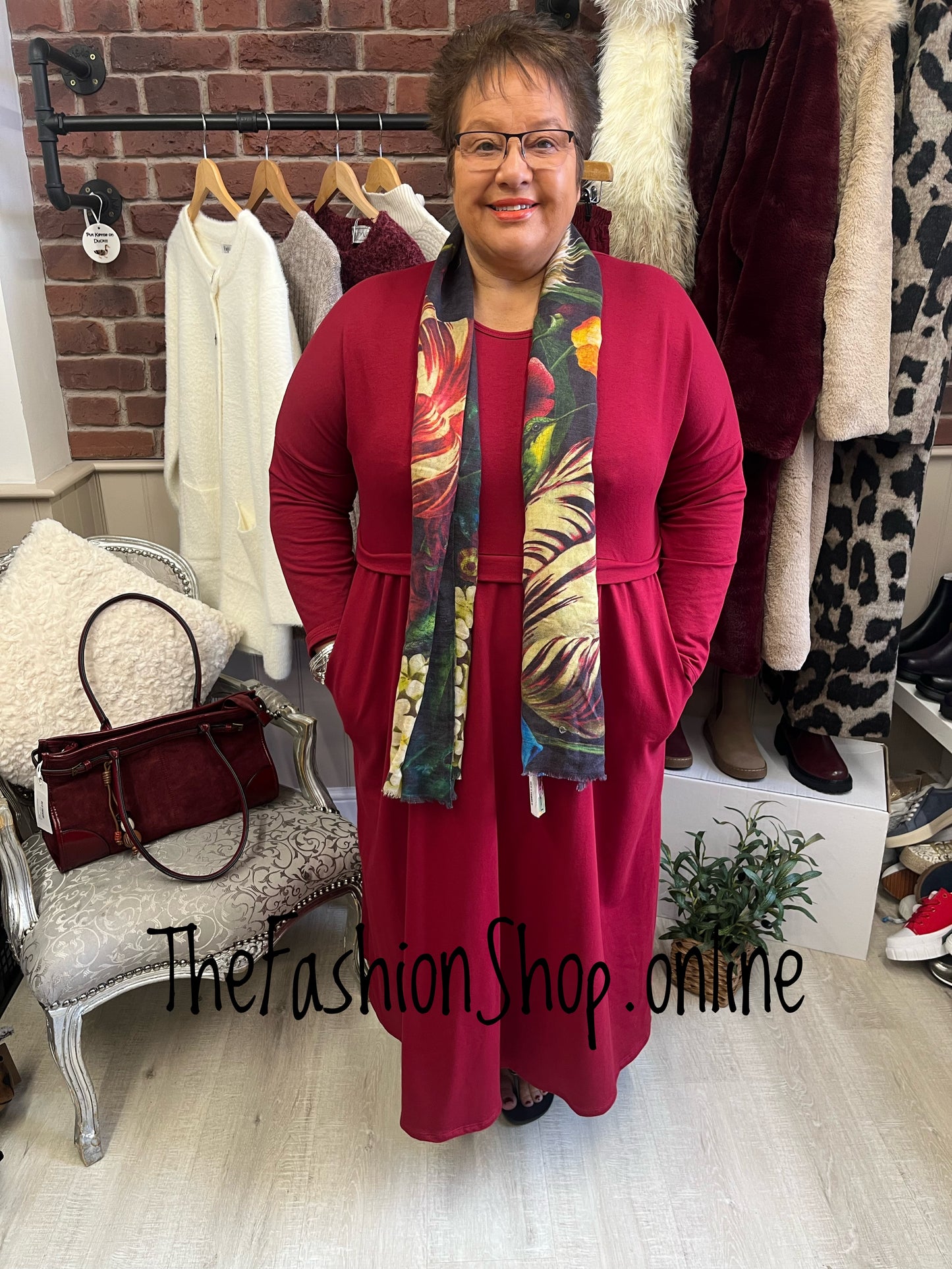 Mia wine dress 16-22