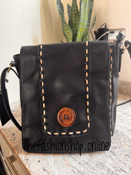 Black Grain And Stitch Shoulder Bag