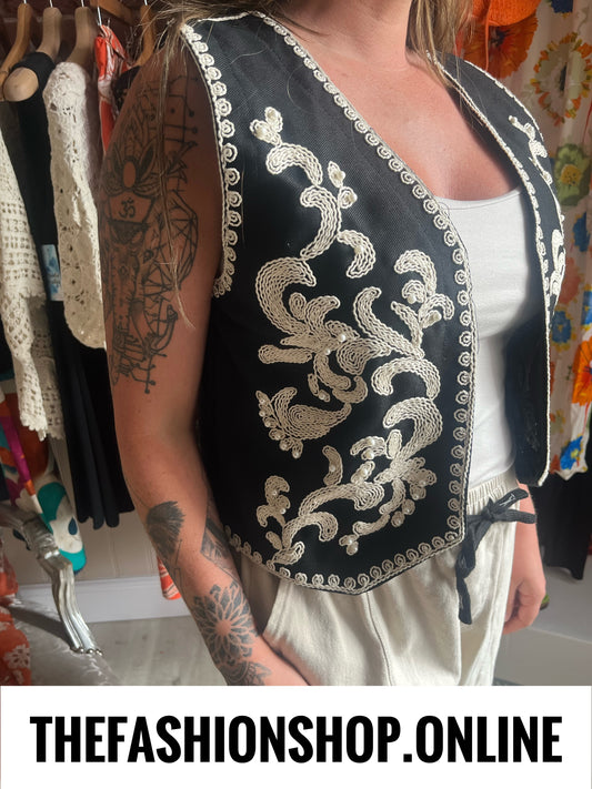 Rosie black and cream pearl waistcoat 8-14