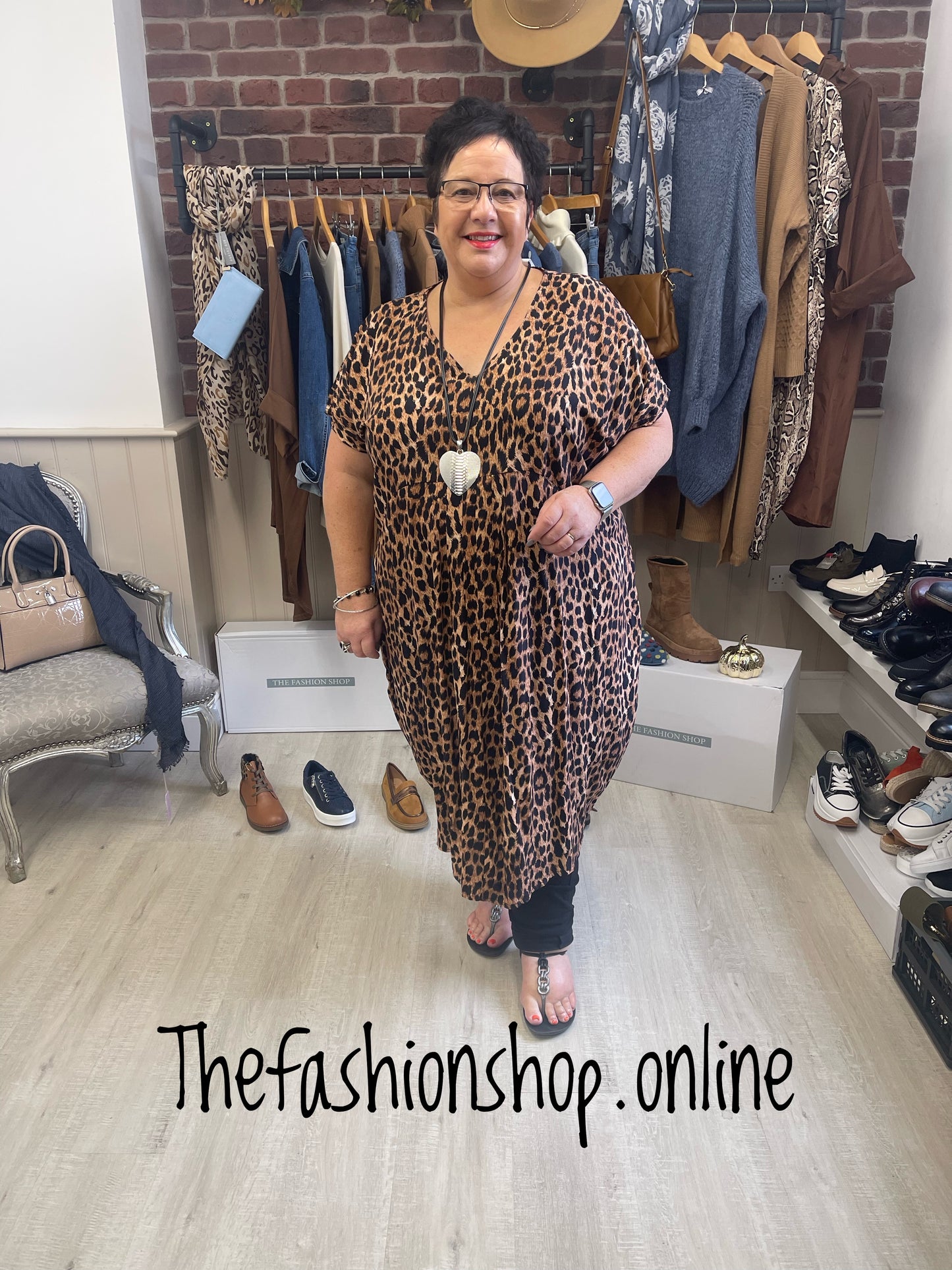 Leopard print v neck tulip tunic dress 16-26