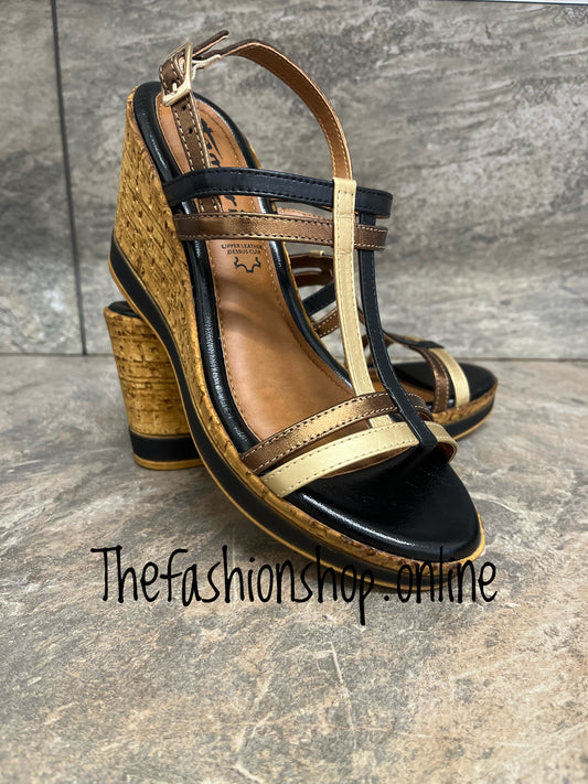 Tamaris black and gold leather wedge sandal sizes 3.5-7.5 (36-41)