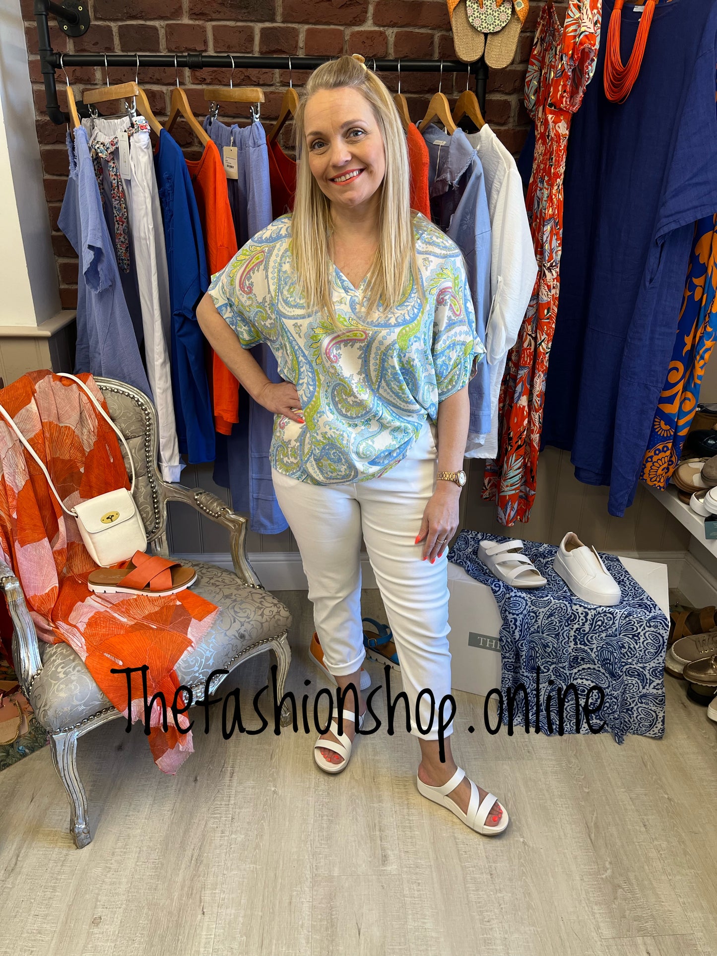 Gabby blue paisley blouse 10-16