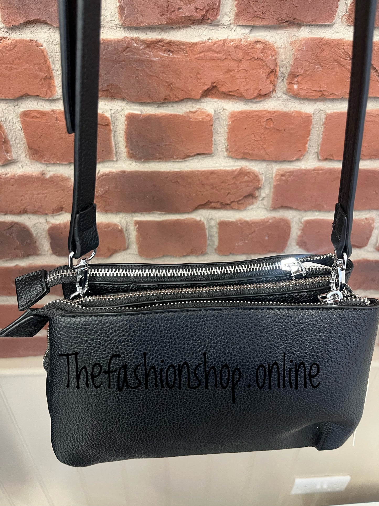 Hannah black triple compartment bag