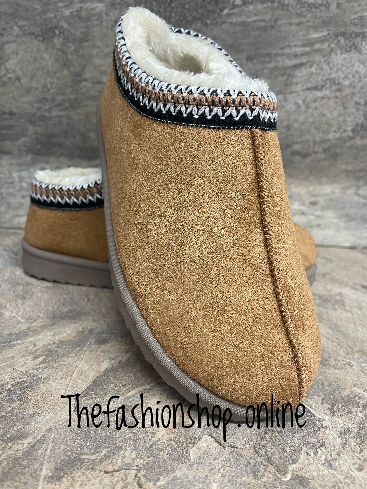 Camel braided suede slipper 3-8