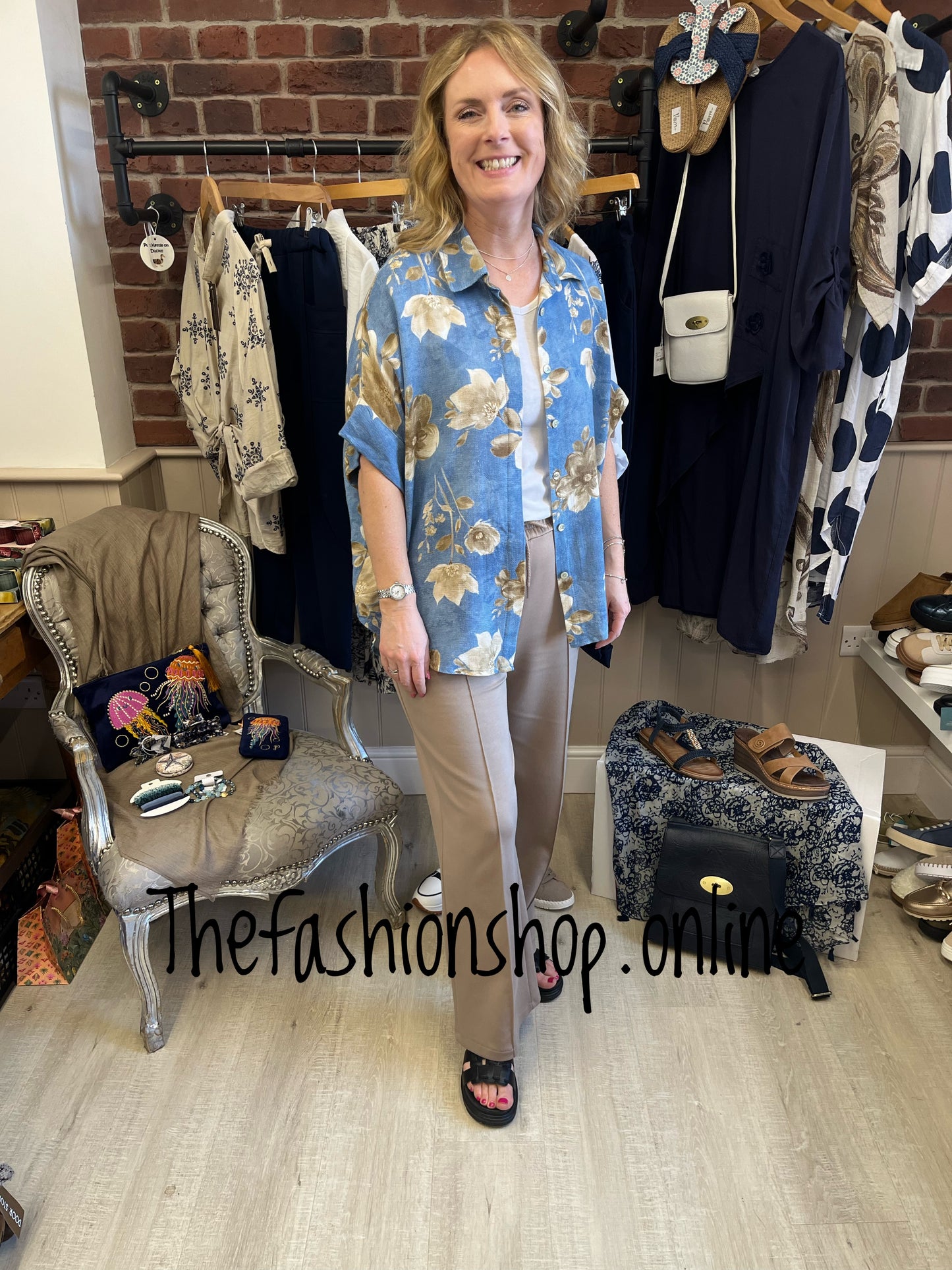 Hallie blue linen mix floral shirt 12-18