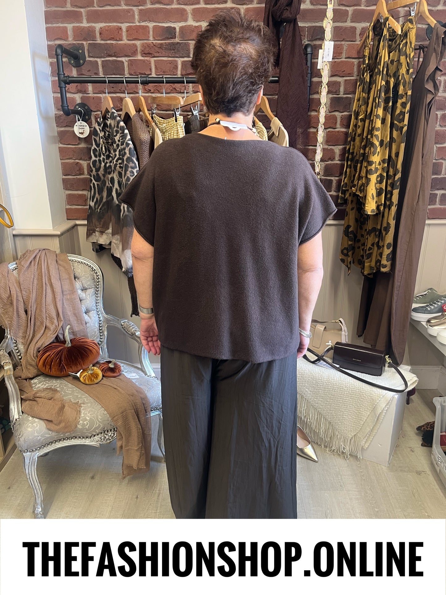Elsa brown V neck knitted top 10-20