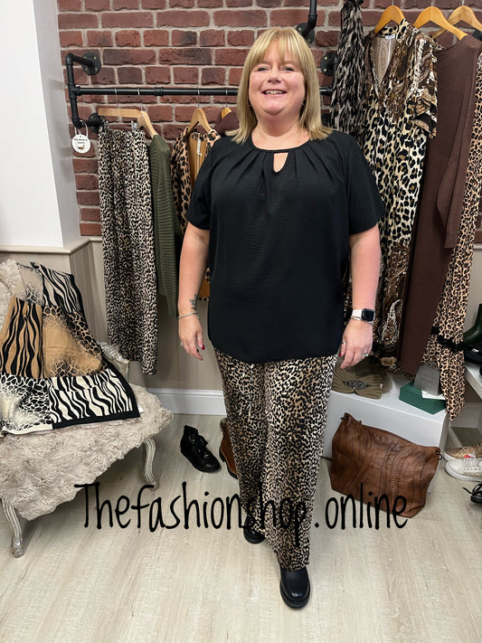 Saloos leopard print wide leg trousers sizes 12-22