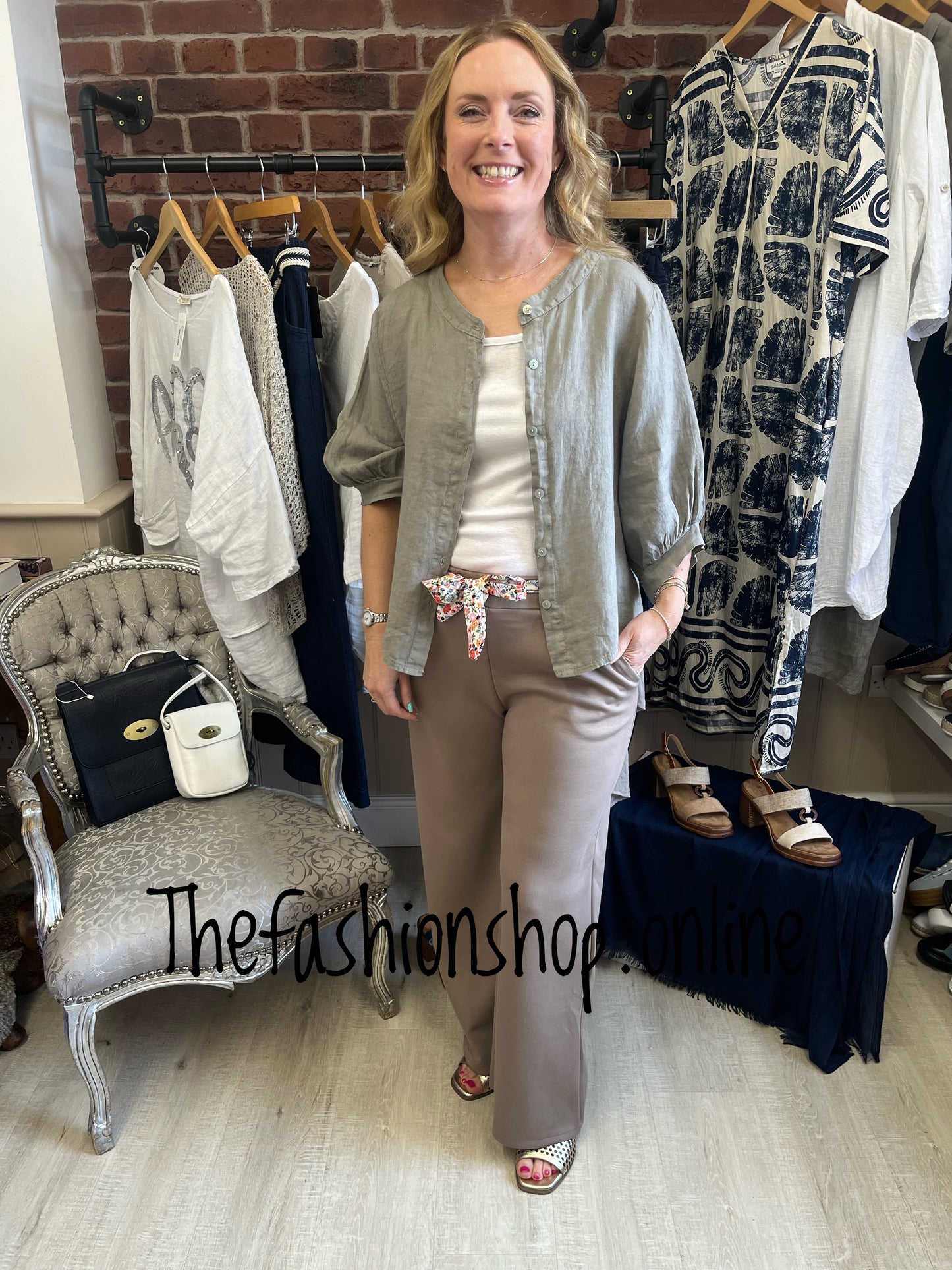 Erica mocha linen blouse 10-14