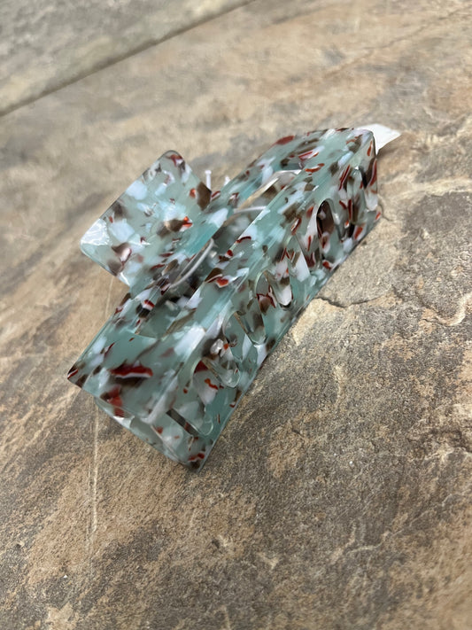 Red Cuckoo sage green patterned claw clip