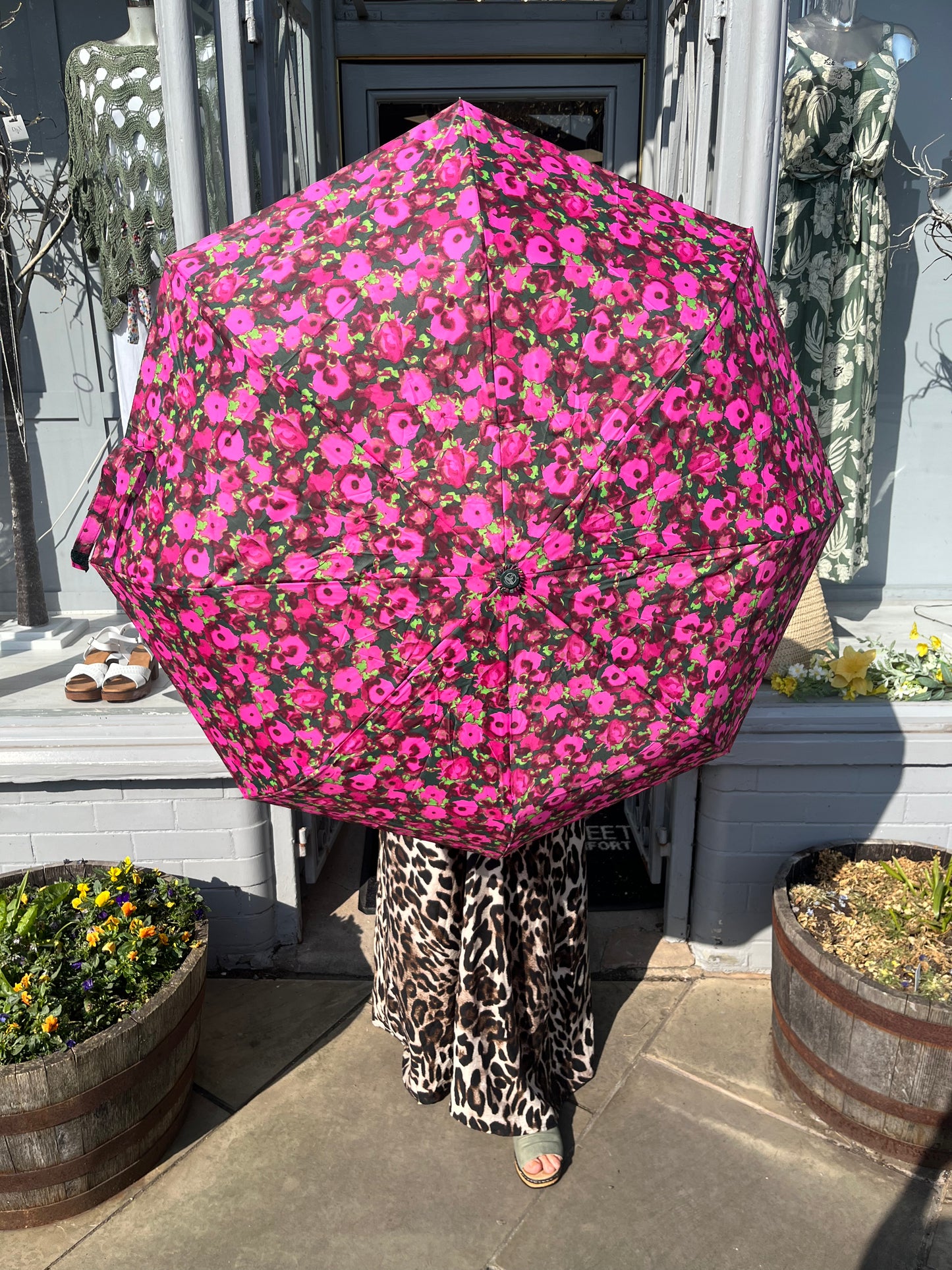 Green poppy print umbrella
