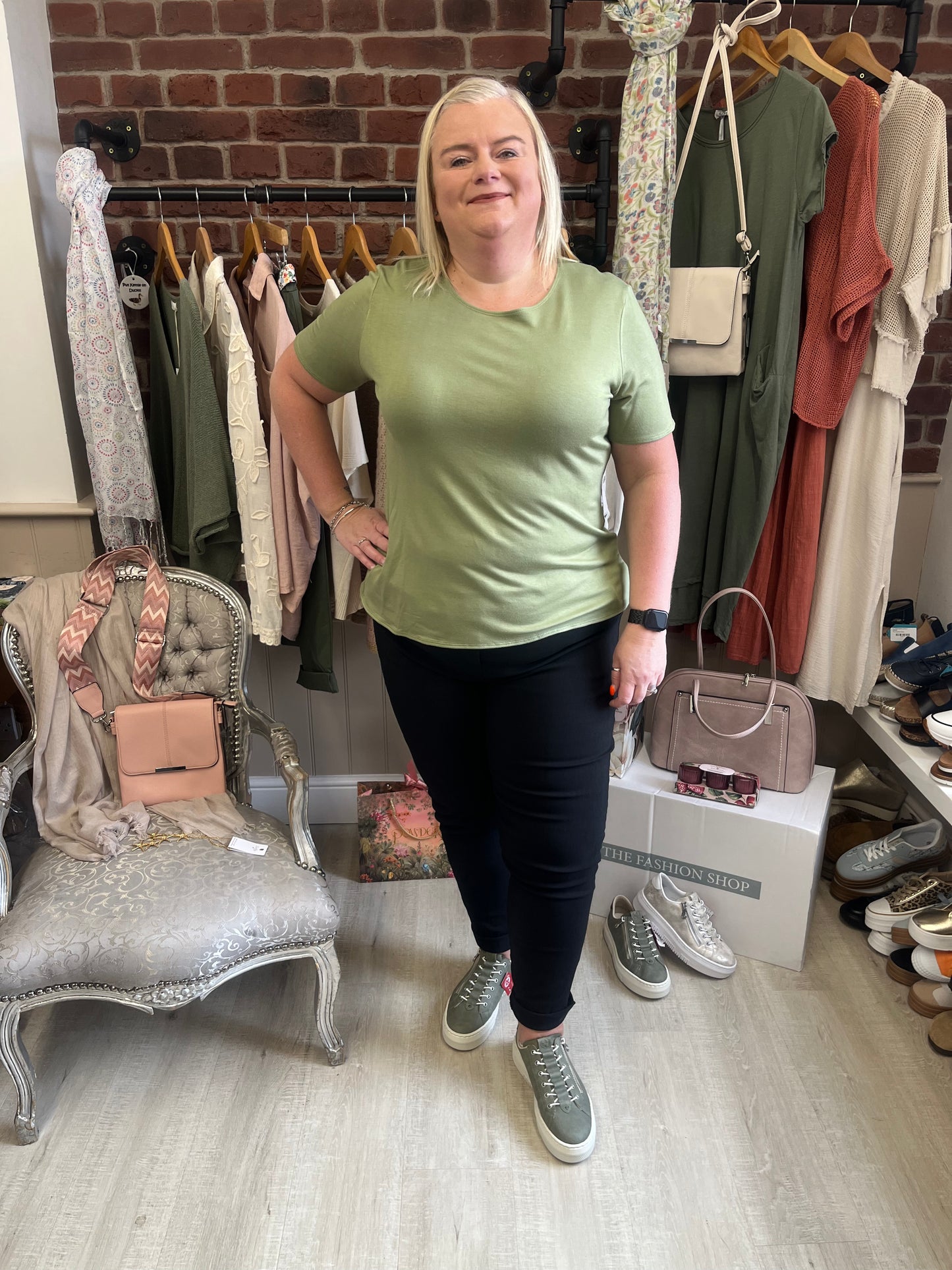 Saloos khaki quality T shirt sizes 12-22