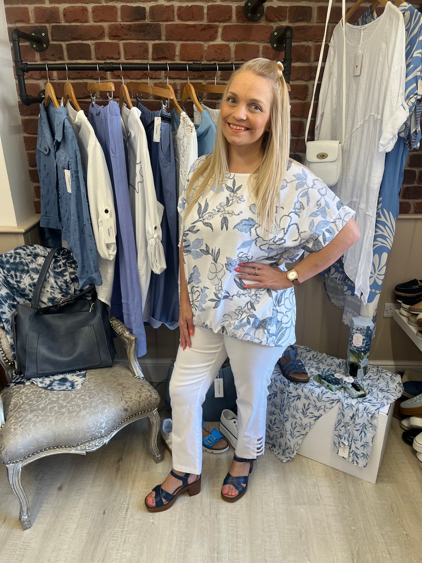 Eliza white and blue floral top 12-16