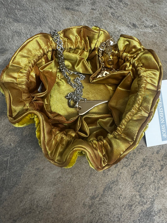 Lua Olive Velvet Draw Pull Pouch